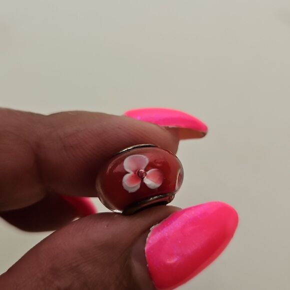Murano Glass Bead Flower Charm Stamped 925 Burgandy/ White - Picture 15 of 16